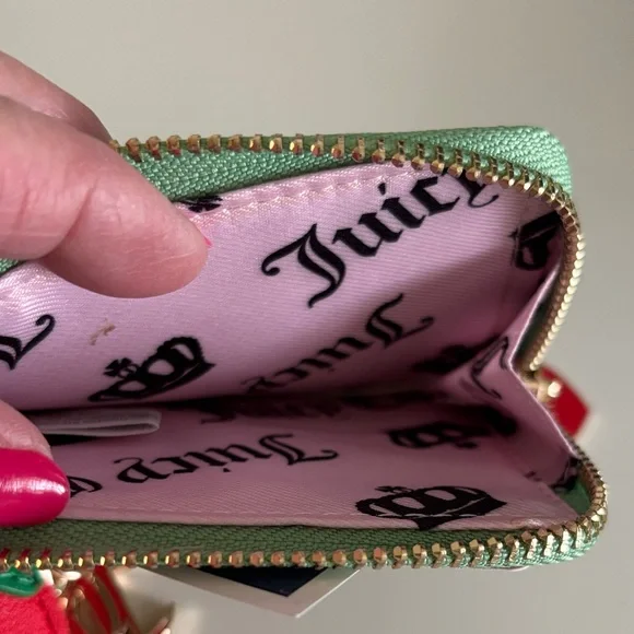 ☀️Juicy Couture Exclusive Strawberry Print Card Holder & Strawberry Coin Pouch - Picture 5 of 9
